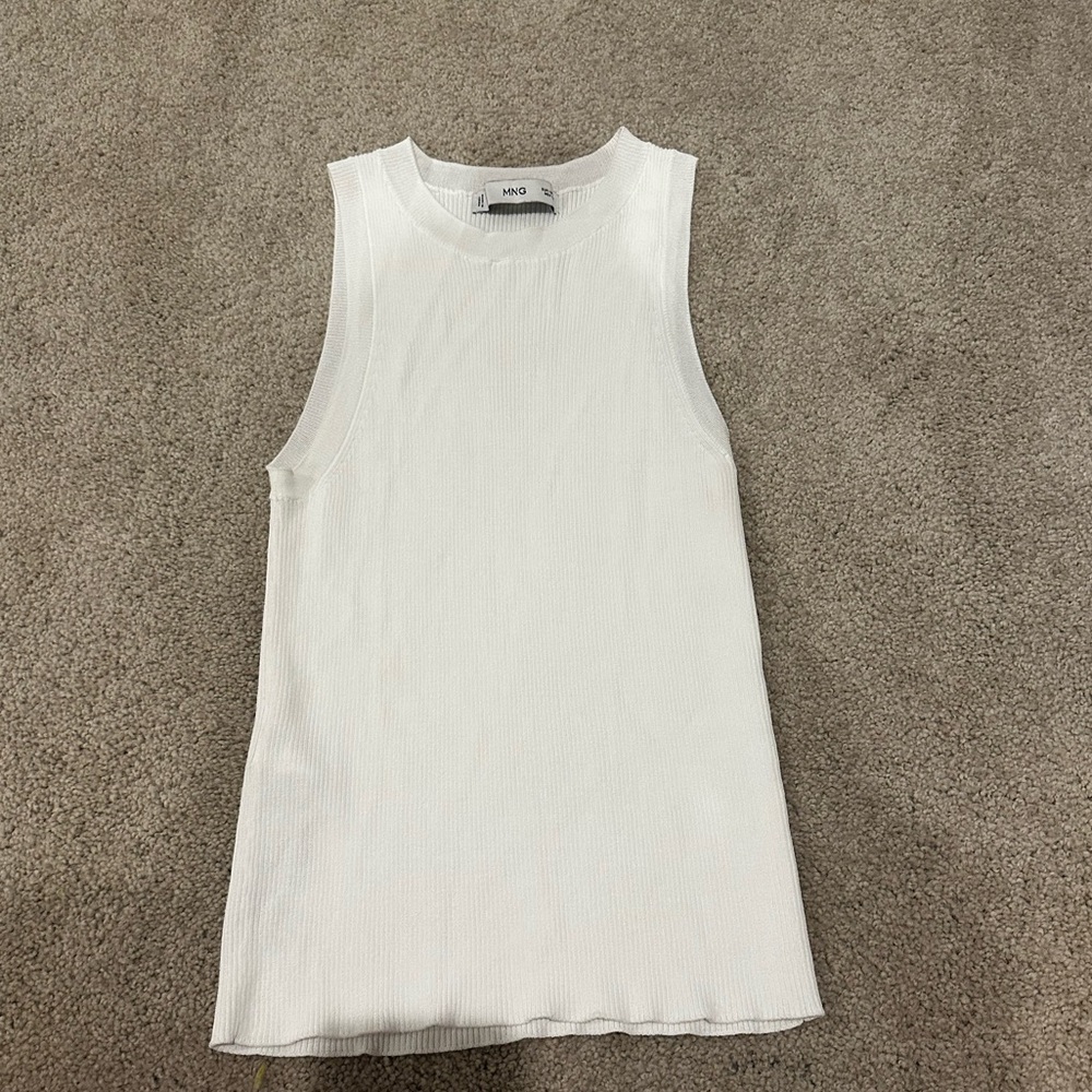 Basic white tank